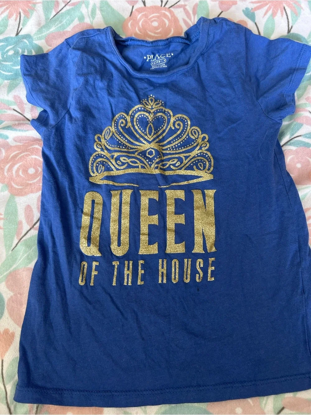 The Children's Place 'Queen of the House' Gold Graphic Tee